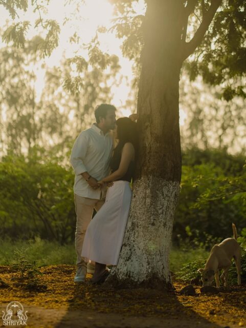 Golden light, open skies and two people completely lost in each other.
.
.
.
. 
[Shriyak, Shriyak wedding photographer, destination wedding photographer, luxury wedding photographer, pre wedding shoot, couple shoot, aesthetic couple shoot, golden hour shoot, couple poses, Hyderabad wedding photographer, couple shoot in Hyderabad, wedding photographer in Hyderabad, premium wedding photographer, cinematic couple photography, candid couple moments]
.
#coupleshoot #preweddingshoot #goldenhourphotography #cinematicphotography #hyderabadweddingphotographer