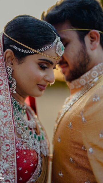 Some moments don't need directions. ❤️

Apeksha & Vivek's wedding was filled with moments that unfolded naturally. The kind of moments that quietly become the ones you remember forever.

MUA: @afsharangila_makeupartist 
Jewellery: @shreejewellersofficial 
Outfits: @shravankummar 
Venue: @neoconvention 
Decor: @shiivam_eventz 
Photographer: @shriyak
.
.
.
.
[Shriyak Wedding Photographer, Phone Shot Reel, Instant Reel, Wedding Outfits, Pelli Roju, Telugu Wedding, Bride & Groom, South Indian wedding, South Indian Bride & Groom, South indian wedding decor, Pellikuturu, Pellikoduku, Pellikuturu jewellery, bridal makeup, luxury wedding, big fat Indian wedding]

#shriyak #wedding #weddingphotography #teluguweddings #bride