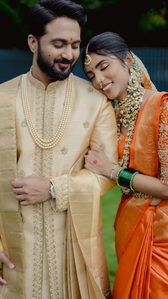 Yamini & Tarun ✨
A glimpse of every event that made their celebration unforgettable.
.
.
#wedding #teluguweddings #pelli #pellikuturu #bride