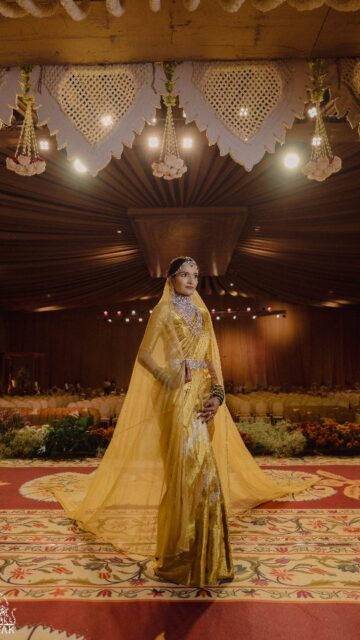 She looked like a moment worth remembering 🤍
The kind of grace that made every frame feel a little more beautiful. 

Shot on a phone, remembered forever.
.
.
#shotoniphone #instantreels #phoneshot #WeddingReel #pellikuturu

[Shriyak Wedding Photographer, Phone Shot Reel, Instant Reel, Wedding Outfits, Pelli Roju, Telugu Wedding, Bride & Groom, South Indian wedding, South Indian Bride & Groom, South indian wedding decor, Pellikuturu, Pellikoduku, Pellikuturu jewellery, bridal makeup, luxury wedding, big fat Indian wedding]